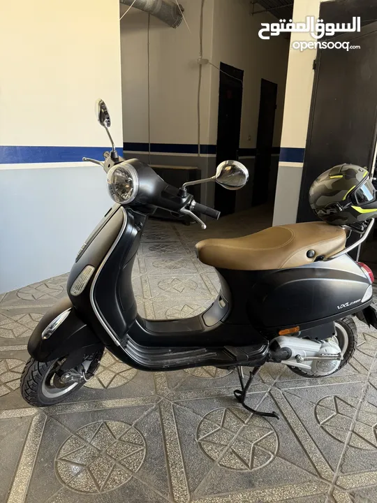 Vespa vxl black