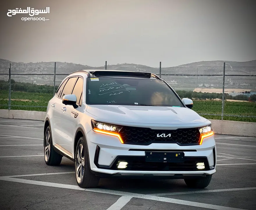كايا سورينتو/2022 فل الفل  فتحة سقف بانوراما  4x4 ///240Hp بنزين + كهرباء  ( Haybrid) 1600cc