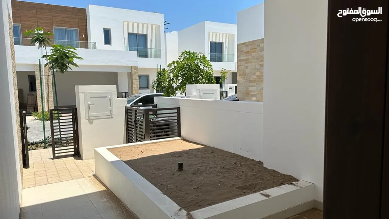 Villa for Sale in Al Mouj