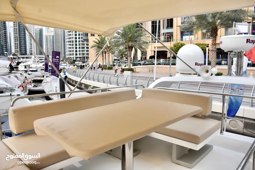 شركة تاجير يخوت في دبي مارينا مول للبيع