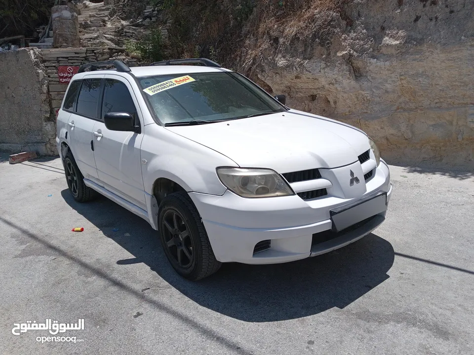 ميتسوبيشي اوتلندر