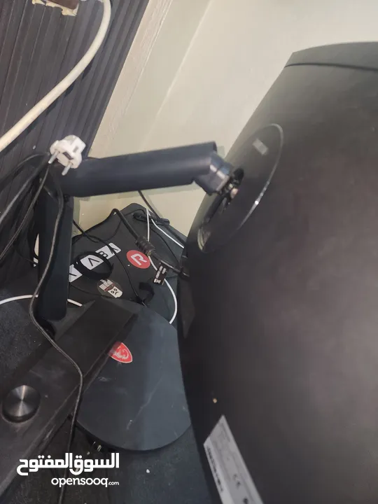 اcurved 1nm 144 hz samsungشاشة  الشاشة وكالة لا يوجد بها ولا اي خدش