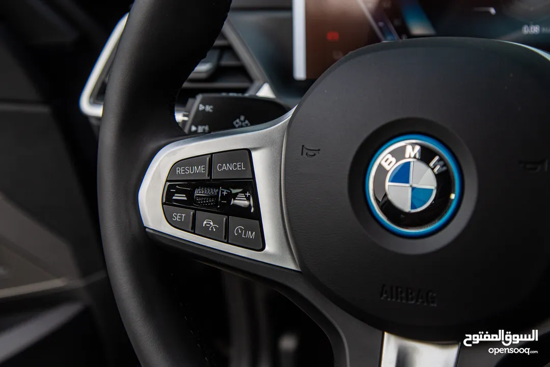 Bmw i3 e-drive 40L Ev M kit 2024 Sport package