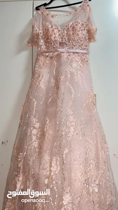 فساتين سهرة