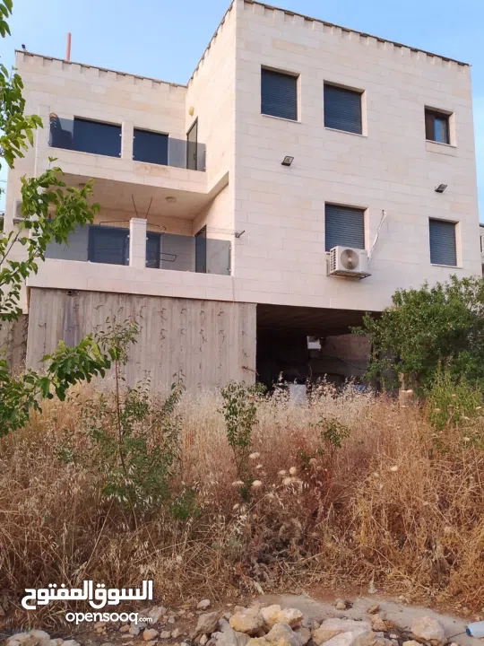 منزل دوبليكس للبيع في بتير
