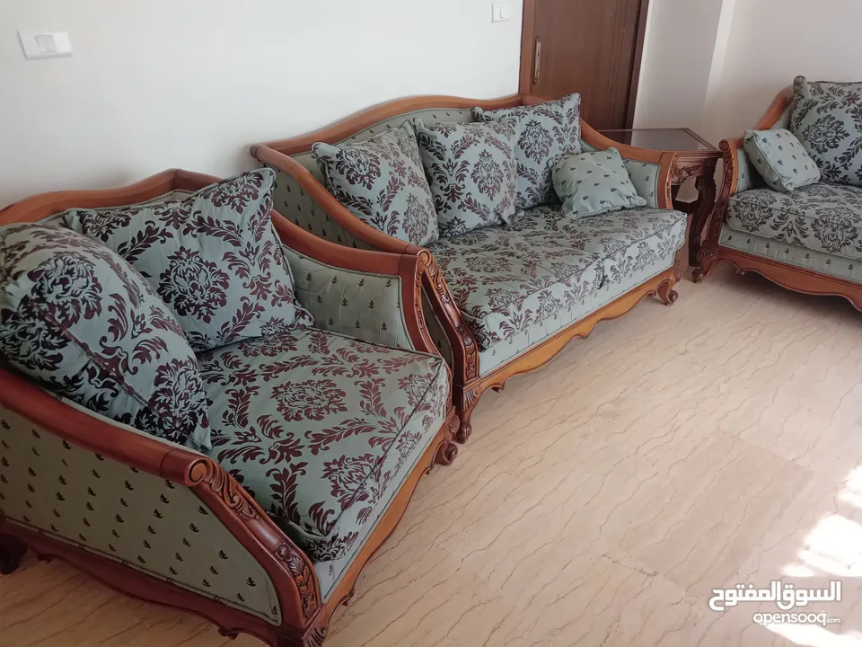 طقم زان حفر فخم للبيع