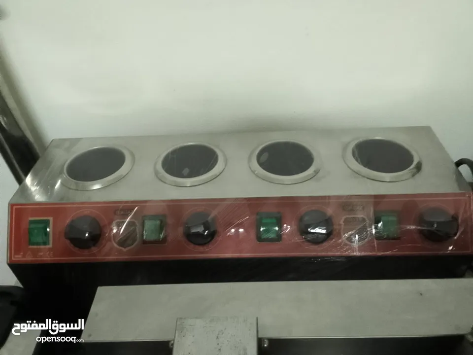 ماكينات وافل وكريب شغالات ميه ميه بحال الوكاله