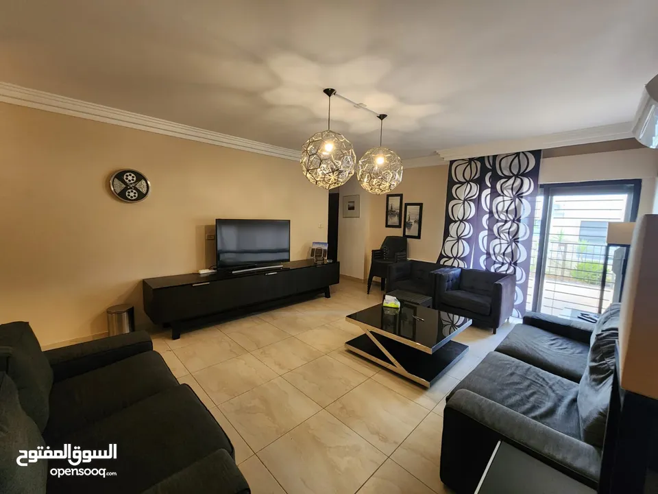 شقة مفروشة مع تراس للايجار في عبدون - 14200
