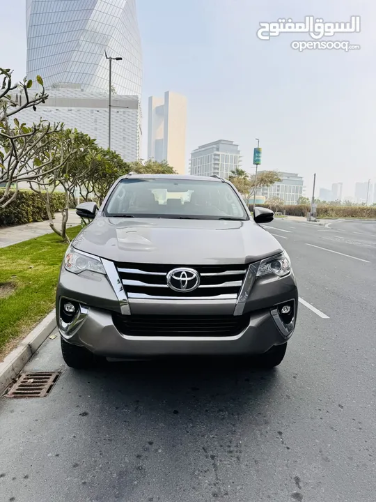 TOYOTA FORTUNER 2019