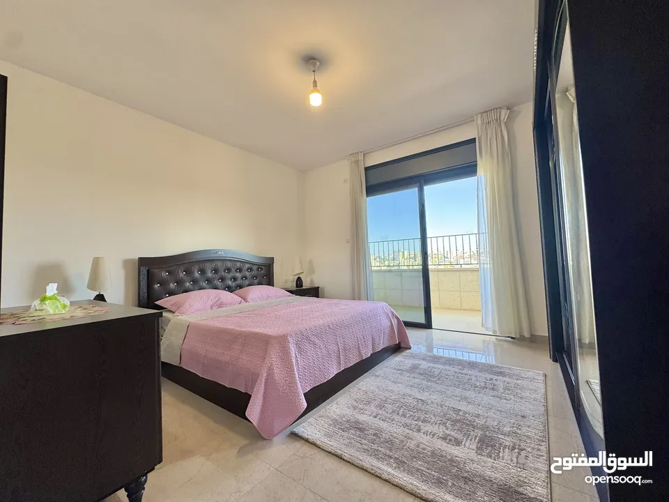 شقة للإيجار في عين منجد