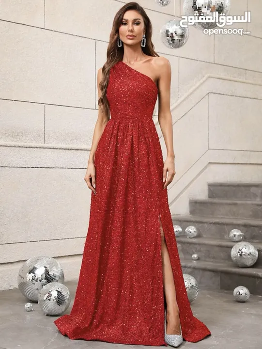 One sholder red dress
