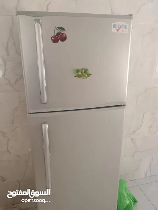 ثلاجة بحاله وكالة ولا خدش