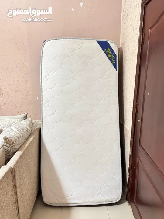 فرشة مفرد للبيع