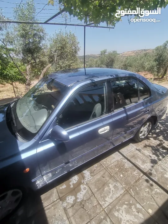 هونداي اكسنت موديل 2000 قصت الفيرانا الون ازرق قابل للتفاوض
