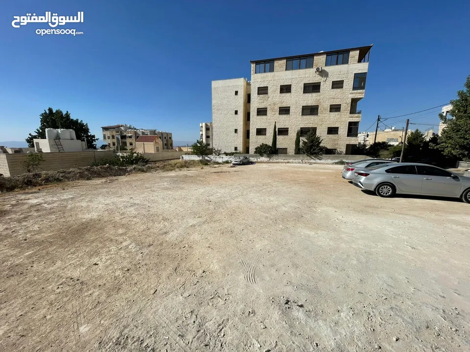 قطعة ارض مميزة للبيع