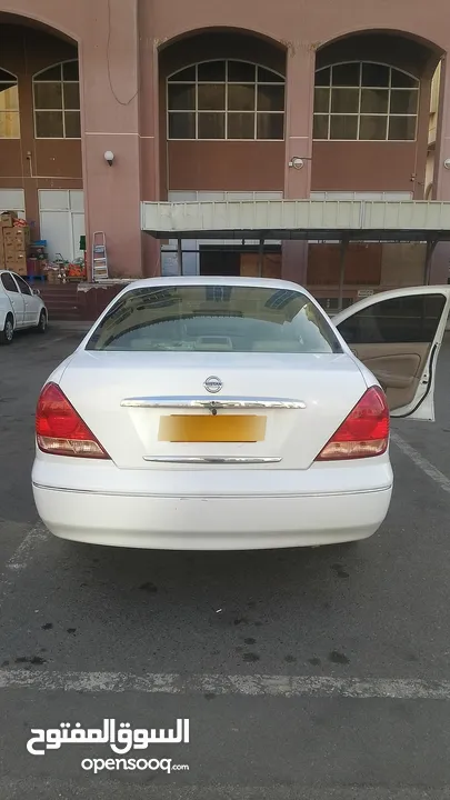 Nissan sunny2004