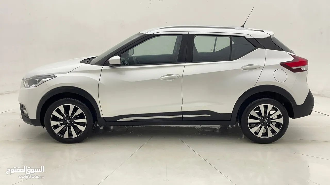 (HOME TEST DRIVE AND ZERO DOWN PAYMENT) NISSAN KICKS