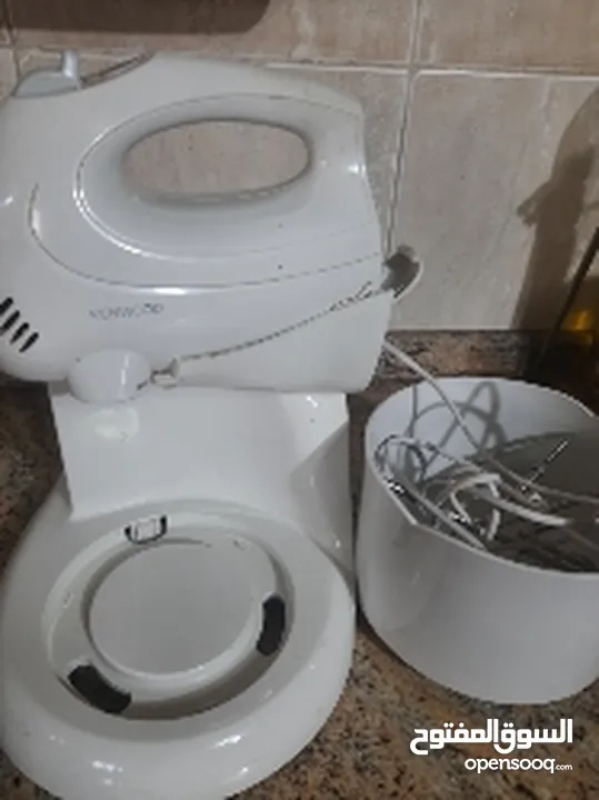 عجانة ماركة KENWOOD الماركة المعروفة بامتياز انجليزي.  استعمال مرتين فقط جديدة