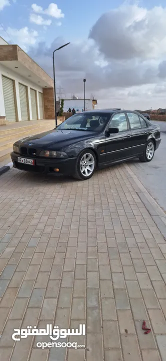 BMWللبيع 528