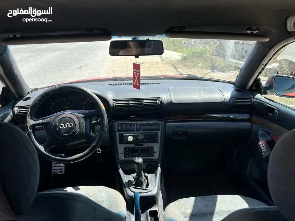اودي A4 جير عادي 1600