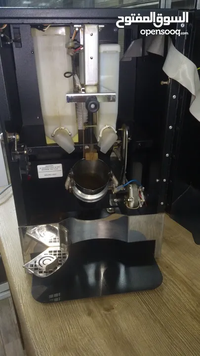 ماكينة قهوة غلي ايطاليه بحال الجديد للبيع