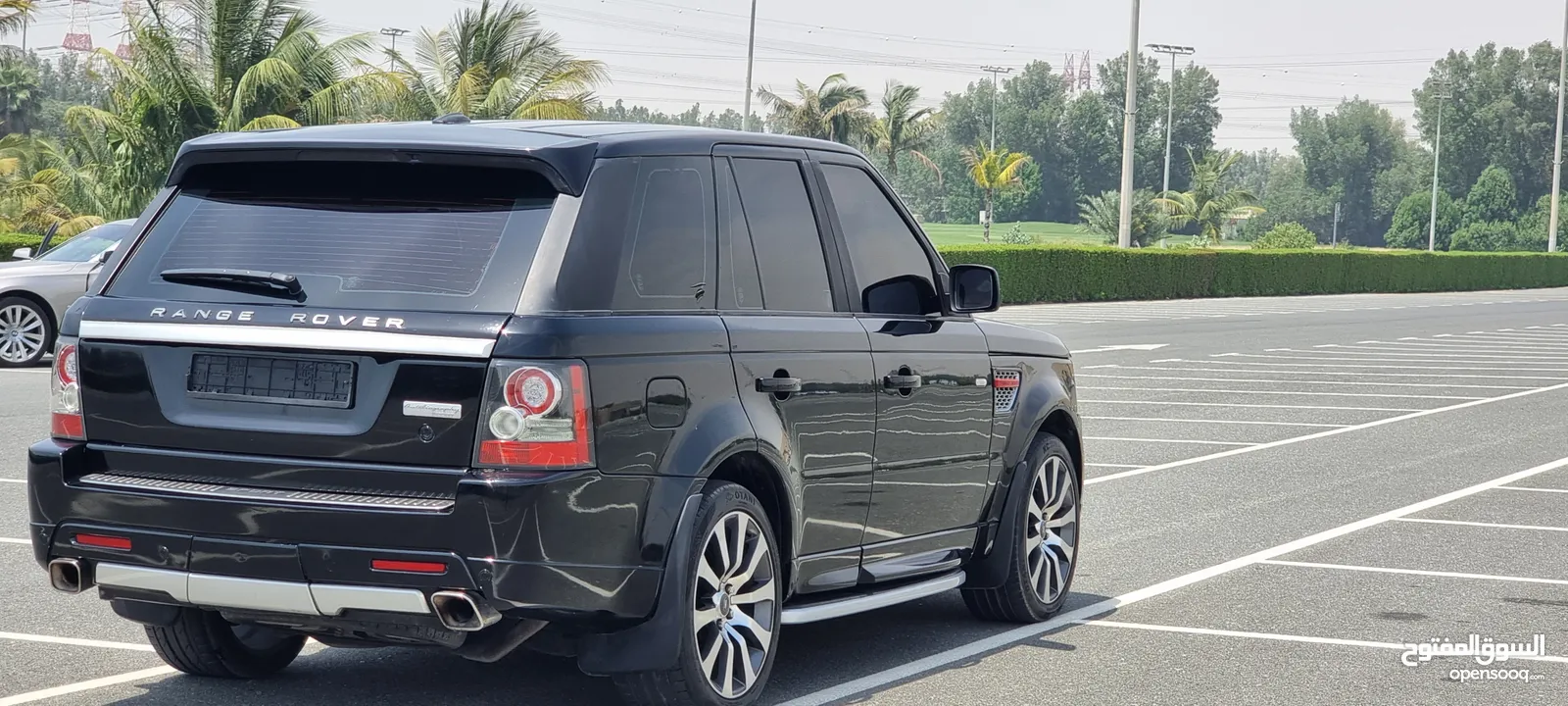 RANG ROVER SPORT  / 15000 AED /