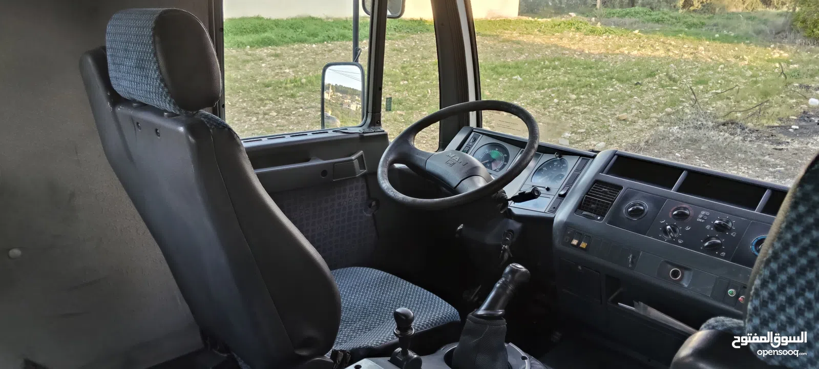 شحن خفيف 15 طن (Man)