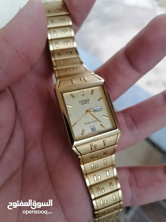 ساعة سيتيزين اصلية مستخدمة بحالة جيدة للبيع 30 دينار  Gold original citizen watch water-resist 30 JD