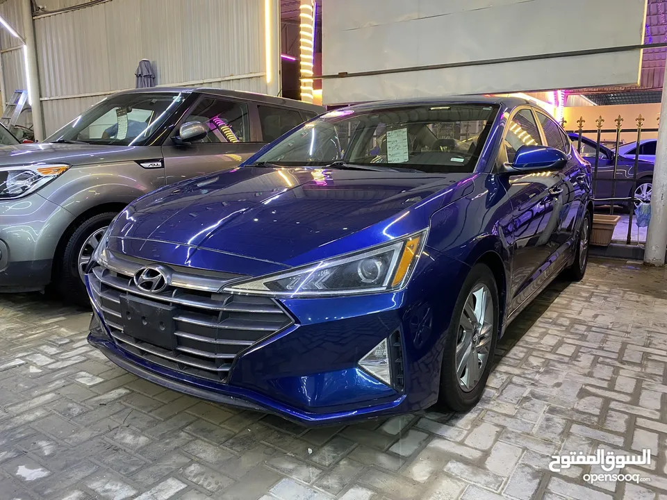 Hyundai Elantra SEL 2019 2.0L