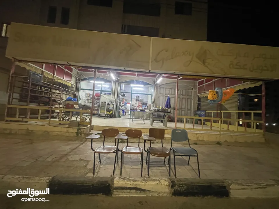 محلات 3 مخازن للخلو مساحه 190 متر عشارع رئيسي وحيوي على مدار السنه