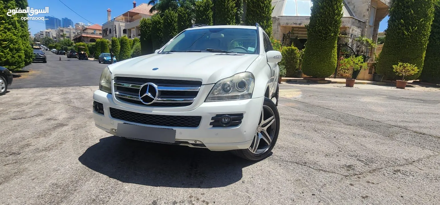 كاش أو اقساط من المالك مرسيدس GL 500 AMG GLS 2008  بحاله الوكاله فحص كامل 7 مقاعد كهرباء ممشى قليل