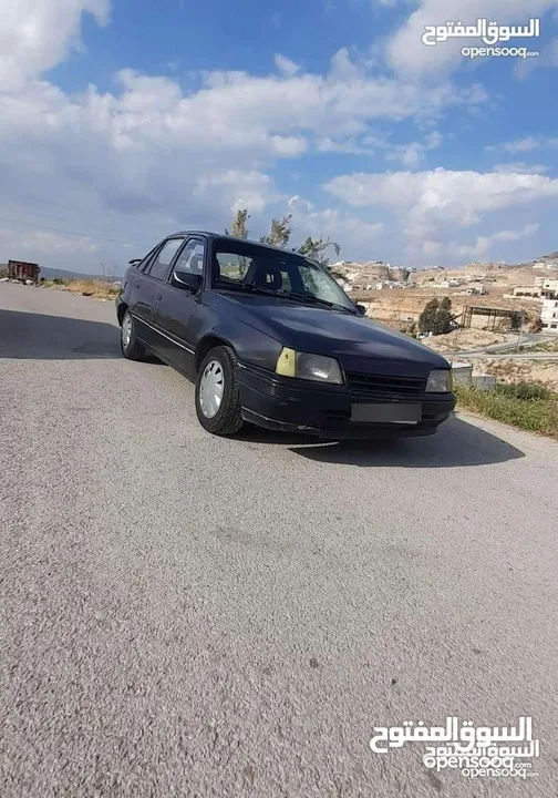 اوبل كاديت موديل 86 توماتيك مرخصة للبيع