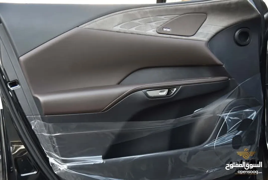 لكزس RX350 L2 2024 مع الميزات المتطورة والفخمة لون اسود ميتالك مميز
