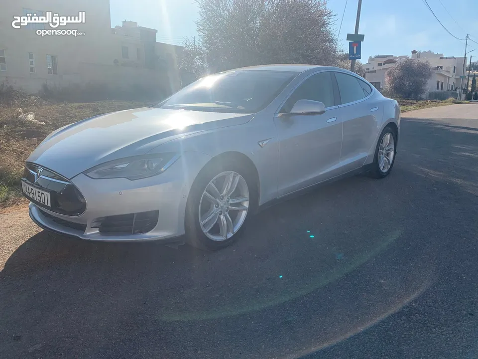 مجموعة سيارات تسلا موديل S 85 موديل 2015 و 2016