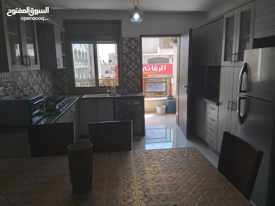 شقه مفروشة طابق اول رام الله