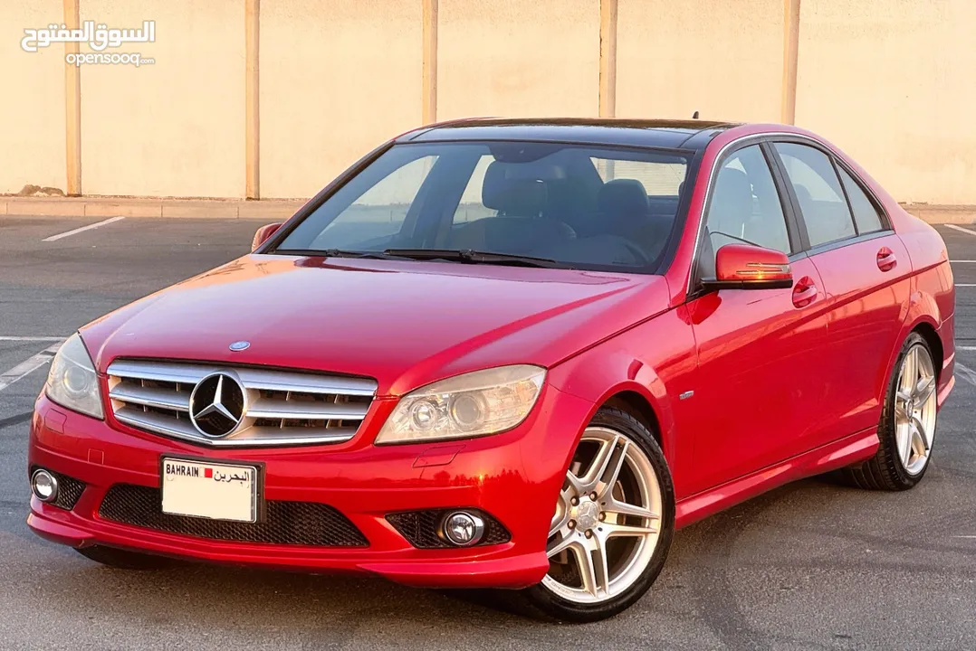 MERCEDEZ BENZ C200 SUNROOF 2011 FOR SALE