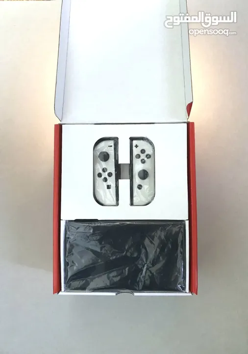 Nintendo Switch (V2) + Gifts