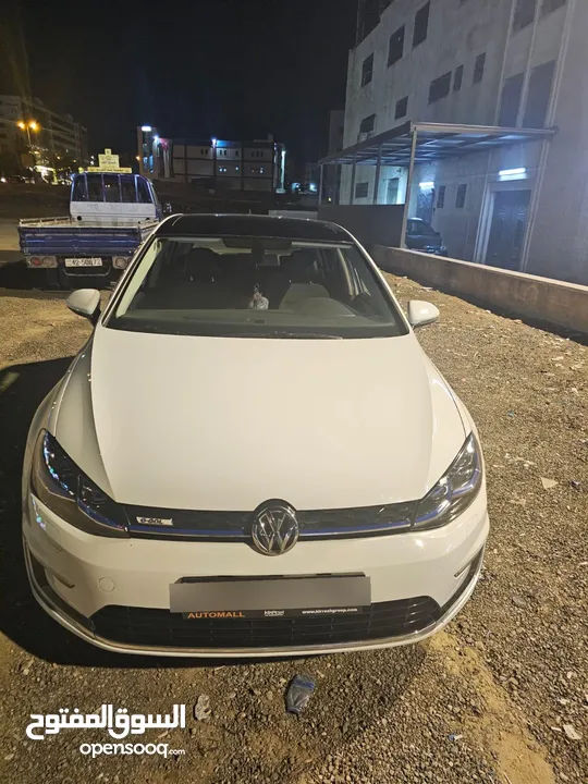 e-golf 2019 اي جولف لون الأبيض مستعمل للبيع