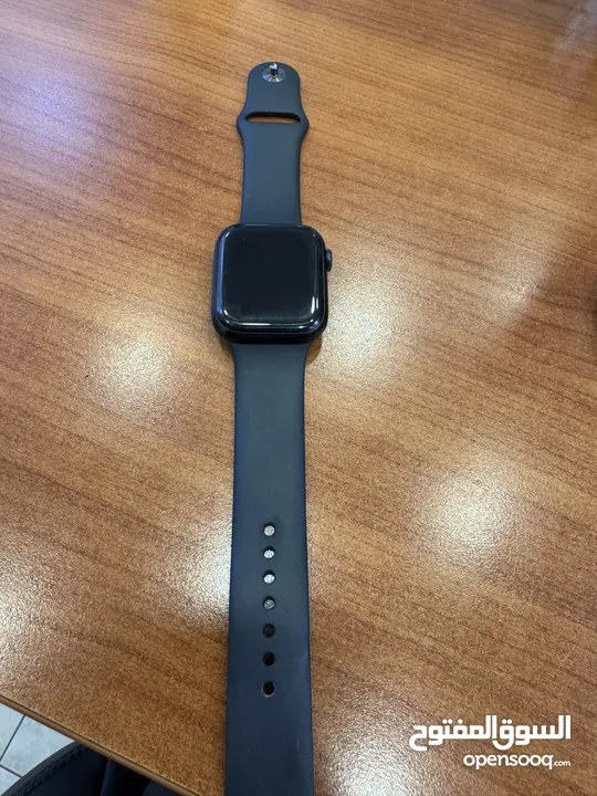 Apple watch s8 (45M)