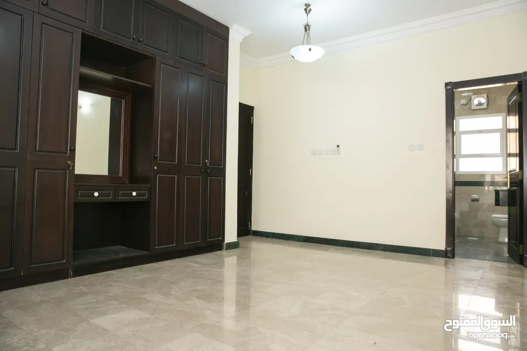 3Me37-Luxurious Spacious 5BHK Villa for rent in MQ near British School