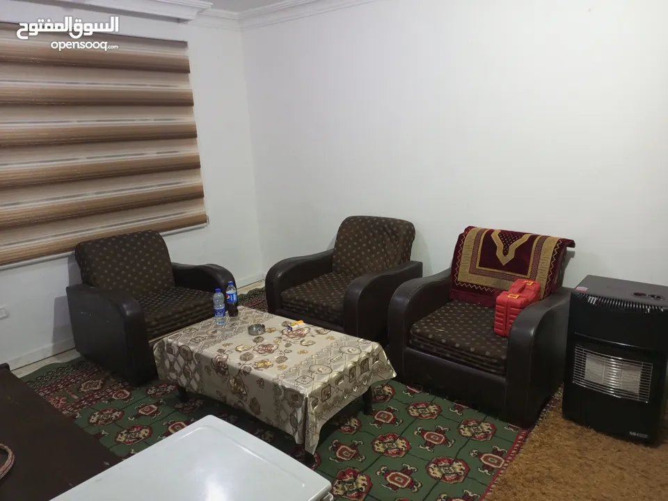 شقة مفروشة للبيع بالقرب من الجامعة الأردنية
