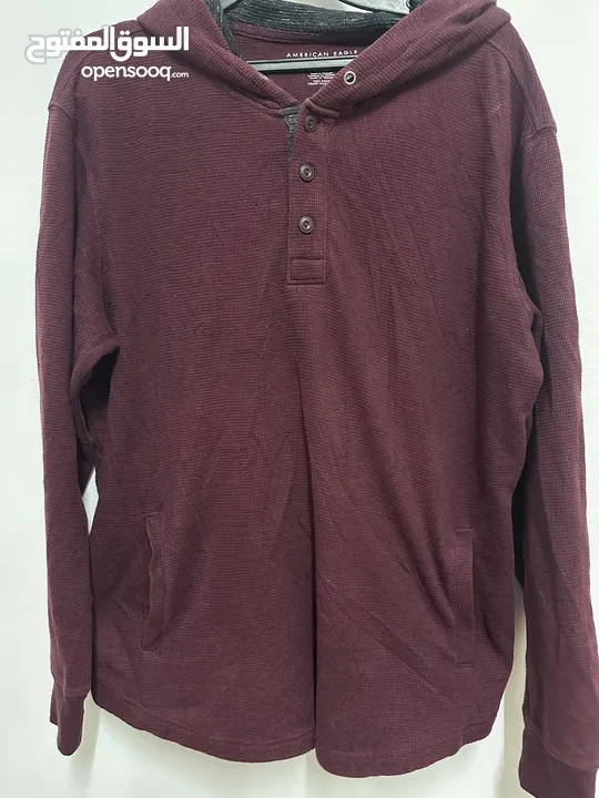 ملابس نسائية مستعمل شبه جديد