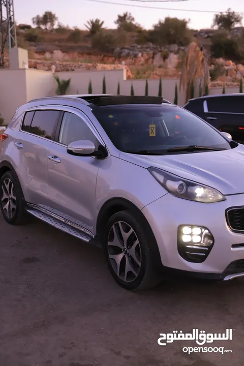 كيا سبورتج جتي لاين 2016ماتور2000ديزل فلل اضافات مع فتحة سقف بنوراما  بسعر حررررق كاش دهان شركة