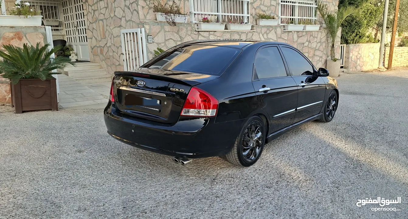 للبيع كيا سراتو موديل 2007