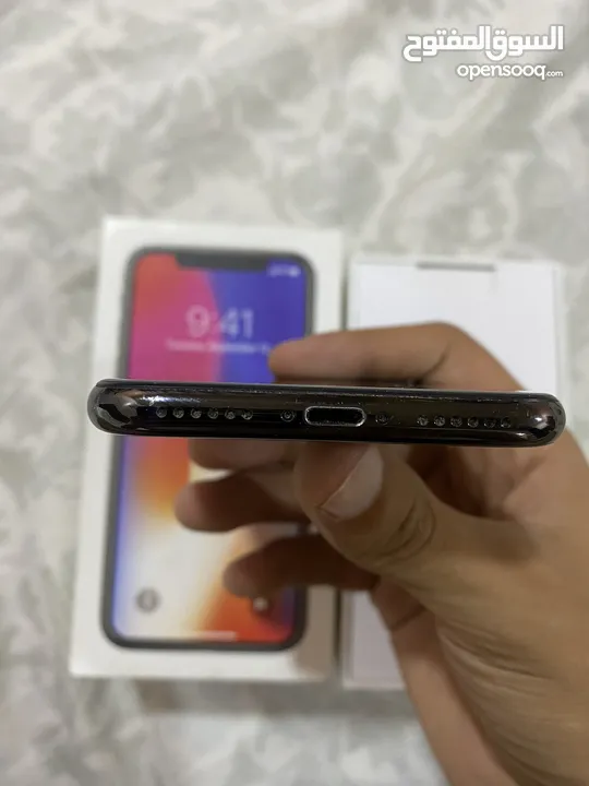 ايفون اكس IPhone X للبيع