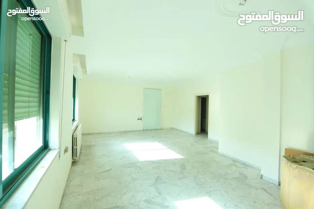 مكاتب تجارية بأسعار مميزة ومساحات مختلفة