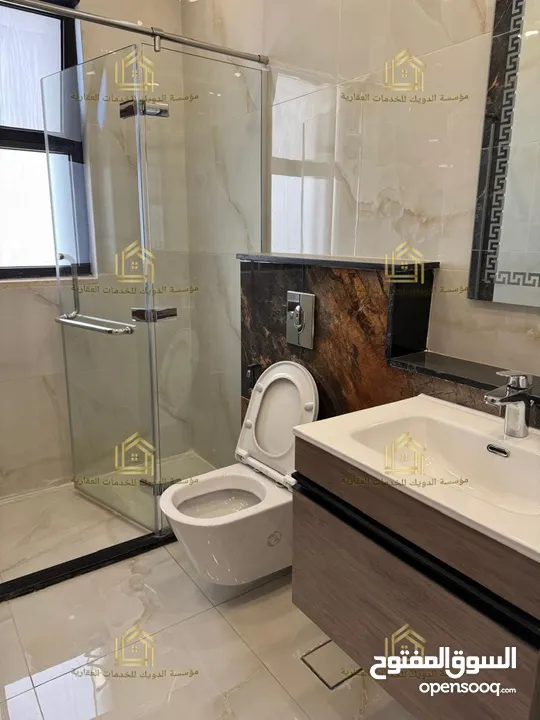 شقة فاخرة - ضاحية النخيل - 4نوم 2ماستر - 250م - تدفئة غاز - منطقة فلل -
