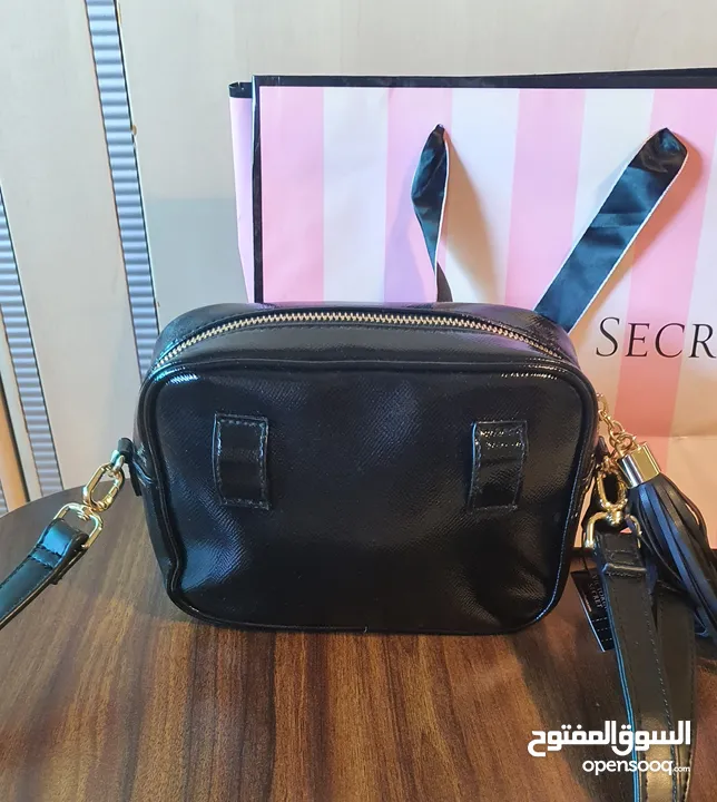 فيكتوريا سيكريت شنطة كتف وخصر Victoria's Secret Crossbody Bag-Belt Bag