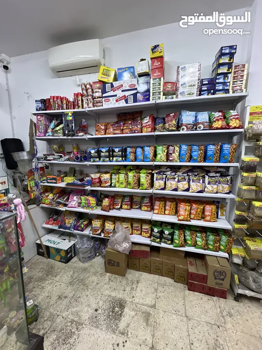 سوبر ماركت  دكان ثلاث مخازن مجهز بالكامل