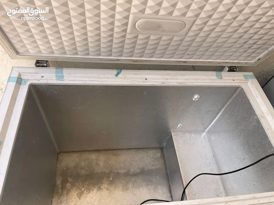 فريزر جنرال بطح ابيض